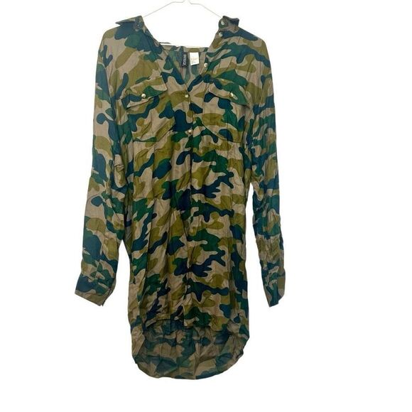 Divided By H&M Camo Collared Long Sleeve Green Button Front Shirt Dress Size 6 - Picture 1 of 4